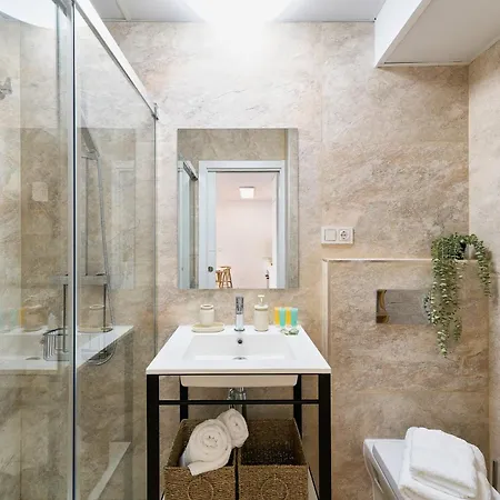 Apartment Atarazanas Penthouse By Lovely *